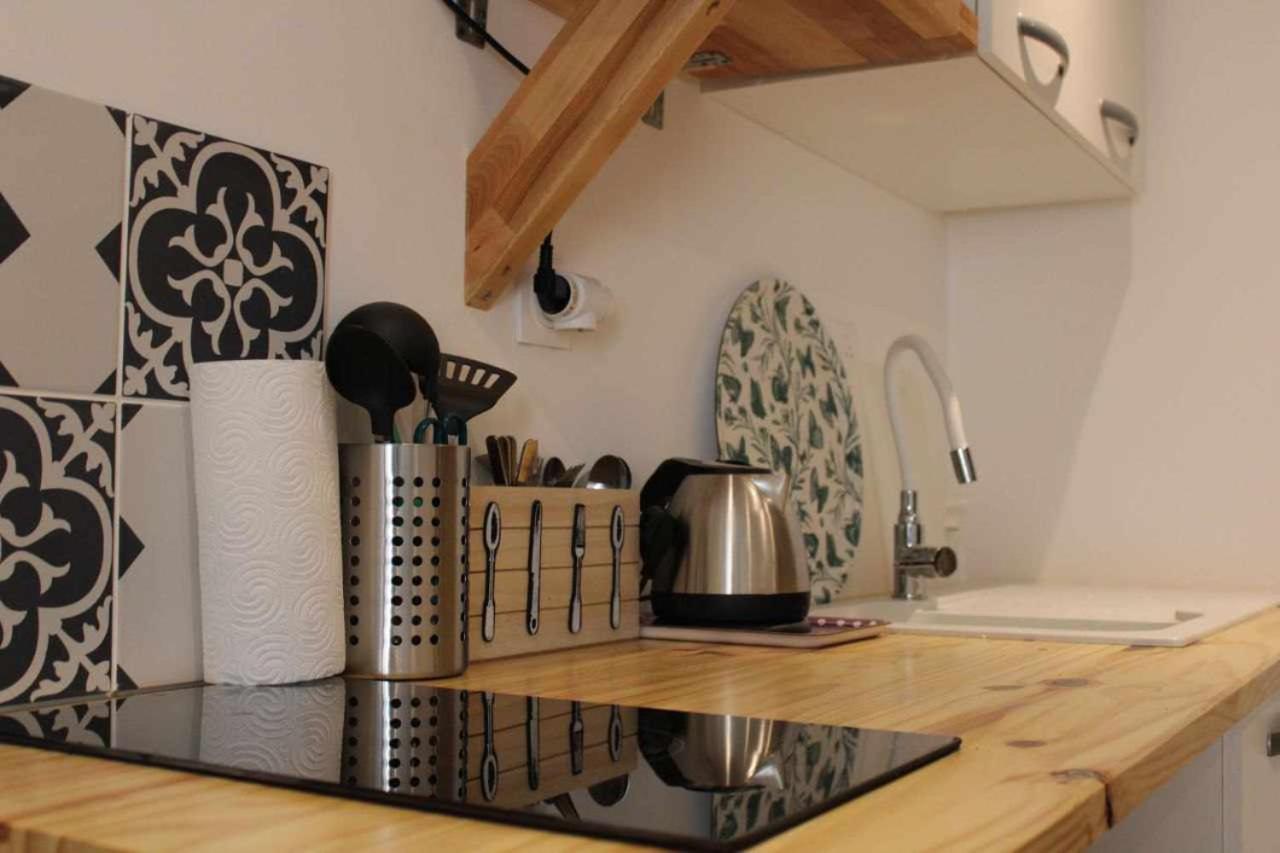 Logement Le Gabian Ampus Екстер'єр фото